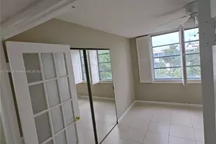 7051 Environ Blvd, Lauderhill, FL 33319 - Photo 23