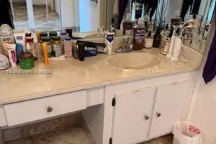 3701 N Country Club Dr, Aventura, FL 33180 - Photo 19