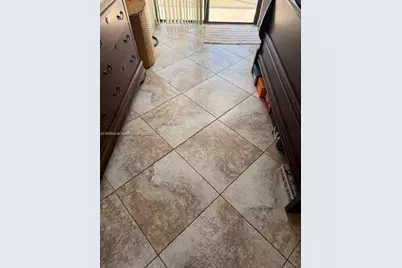 3701 N Country Club Dr #706, Aventura, FL 33180 - Photo 23