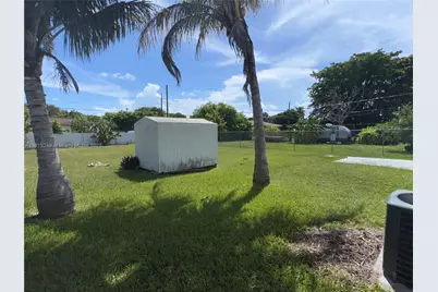 10840 SW 222nd Dr, Miami, FL 33170 - Photo 5
