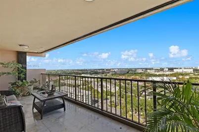 1800 NE 114th St #1903, Miami, FL 33181 - Photo 3