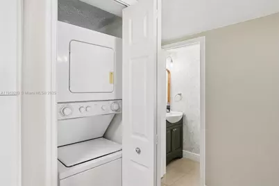 8389 NW 8th St #7, Miami, FL 33126 - Photo 13