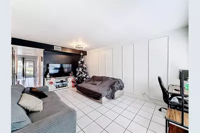 9825 NW 37th St #5F, Sunrise, FL 33351 - Photo 5