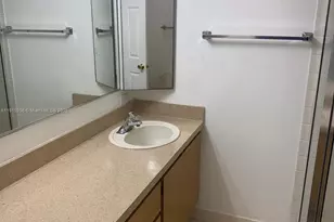 513 Green Springs Pl, West Palm Beach, FL 33409 - Photo 5