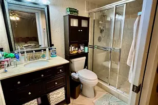 17000 NW 67th Ave, Hialeah, FL 33015 - Photo 35