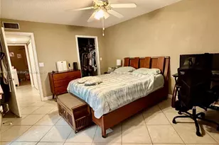 17000 NW 67th Ave, Hialeah, FL 33015 - Photo 13