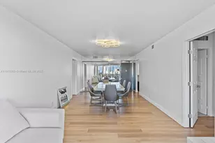 20335 W Country Club Dr, Aventura, FL 33180 - Photo 9