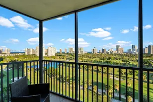 20335 W Country Club Dr, Aventura, FL 33180 - Photo 25