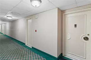 1980 S Ocean Dr, Hallandale Beach, FL 33009 - Photo 17