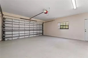 19511 SW 214th St, Miami, FL 33187 - Photo 23