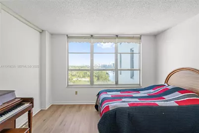 4101 Pine Tree Dr #1112, Miami Beach, FL 33140 - Photo 29