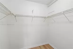 4101 Pine Tree Dr, Miami Beach, FL 33140 - Photo 25