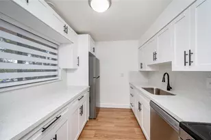 8415 SW 107th Ave, Miami, FL 33173 - Photo 5