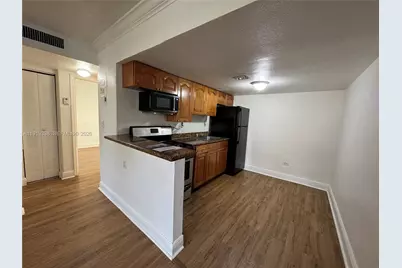 241 S Royal Poinciana Blvd #114, Miami Springs, FL 33166 - Photo 3