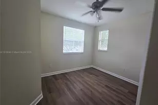 2524 SE 16th Rd, Homestead, FL 33035 - Photo 11