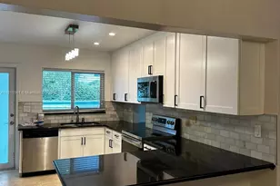 9940 SW 62nd St, Miami, FL 33173 - Photo 23