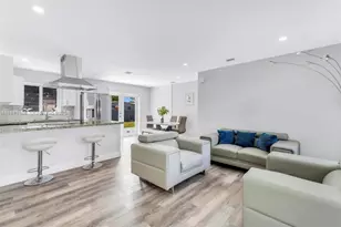 330 N 70th Ave, Hollywood, FL 33024 - Photo 3