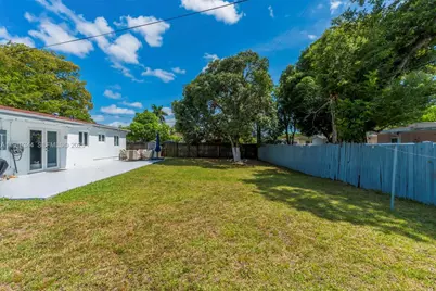 330 N 70th Ave, Hollywood, FL 33024 - Photo 27