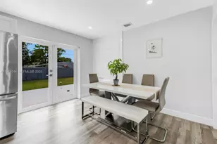 330 N 70th Ave, Hollywood, FL 33024 - Photo 11