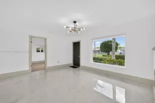 10864 SW 141st Ln, Miami, FL 33176 - Photo 5