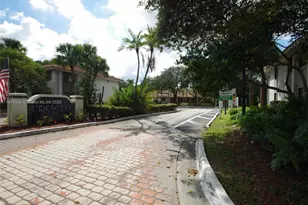 8321 Coral Lake Dr, Coral Springs, FL 33065 - Photo 25