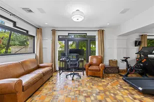 5860 Pine Tree Dr, Miami Beach, FL 33140 - Photo 25