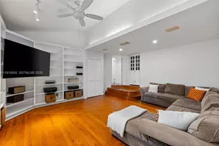 5860 Pine Tree Dr, Miami Beach, FL 33140 - Photo 19