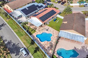 6122 NW 181st Terrace Cir W, Hialeah, FL 33015 - Photo 27