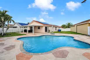 6122 NW 181st Terrace Cir W, Hialeah, FL 33015 - Photo 21