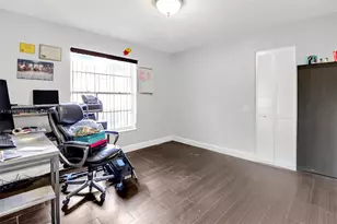 6122 NW 181st Terrace Cir W, Hialeah, FL 33015 - Photo 17