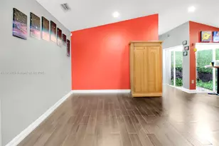 6122 NW 181st Terrace Cir W, Hialeah, FL 33015 - Photo 5