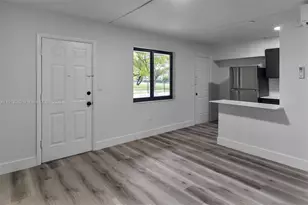 4037 SW 65th Ave, South Miami, FL 33155 - Photo 3