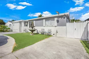 709 NW 14th St, Homestead, FL 33030 - Photo 3