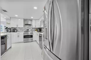 709 NW 14th St, Homestead, FL 33030 - Photo 9