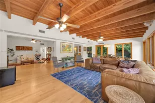 6301 Coral Lake Dr, Miami, FL 33155 - Photo 15