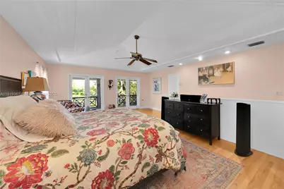 6301 Coral Lake Dr, Miami, FL 33155 - Photo 21