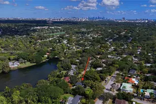 6301 Coral Lake Dr, Miami, FL 33155 - Photo 39