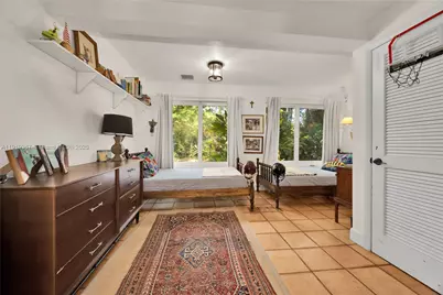 6301 Coral Lake Dr, Miami, FL 33155 - Photo 29