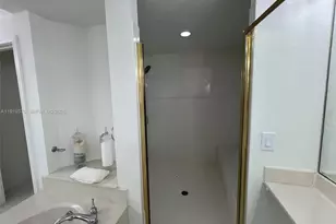 10720 NW 66th St, Doral, FL 33178 - Photo 25