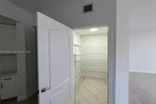 10720 NW 66th St, Doral, FL 33178 - Photo 9