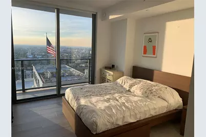 55 SW 9th St #3406, Miami, FL 33130 - Photo 9