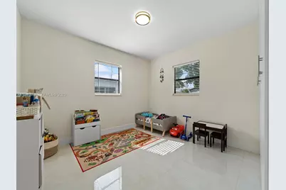 1562 NW 8th Ave, Homestead, FL 33030 - Photo 17