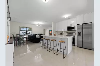 1562 NW 8th Ave, Homestead, FL 33030 - Photo 5