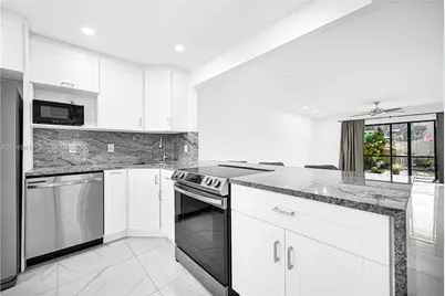 132 S Cypress Rd #518, Pompano Beach, FL 33060 - Photo 9