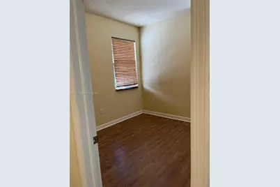 8854 W 35 Ave #8854, Hialeah, FL 33018 - Photo 21