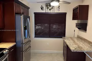 1001 SW 141st Ave, Pembroke Pines, FL 33027 - Photo 7