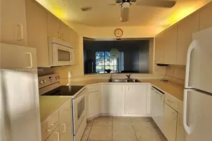 7852 Trent Dr, Tamarac, FL 33321 - Photo 3