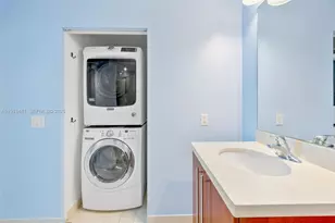 79 SW 12th St, Miami, FL 33130 - Photo 23