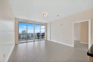 79 SW 12th St, Miami, FL 33130 - Photo 3