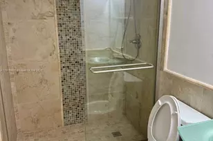 100 NW 76th Ave, Plantation, FL 33324 - Photo 23